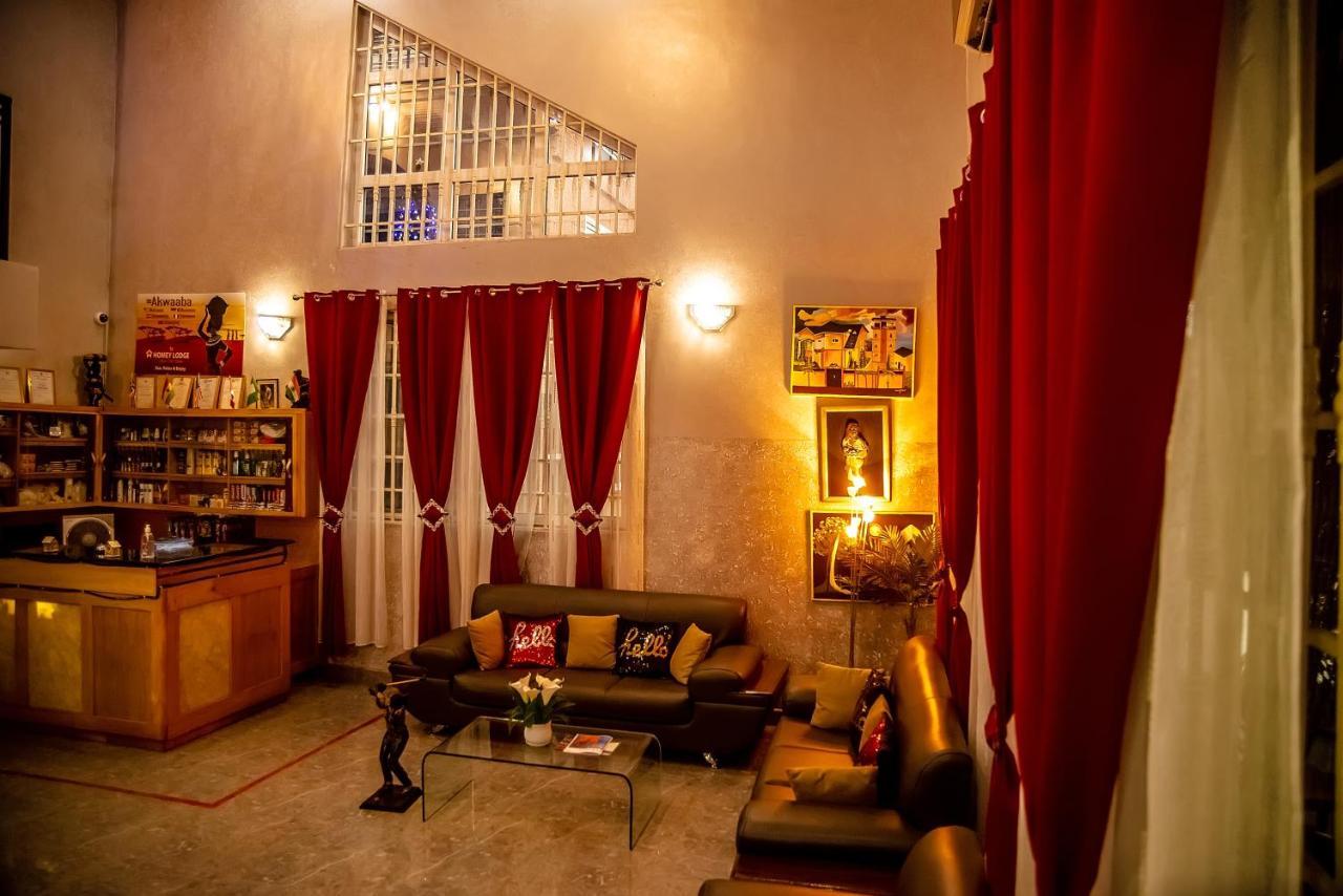 Homey Lodge Kumasi Exterior foto
